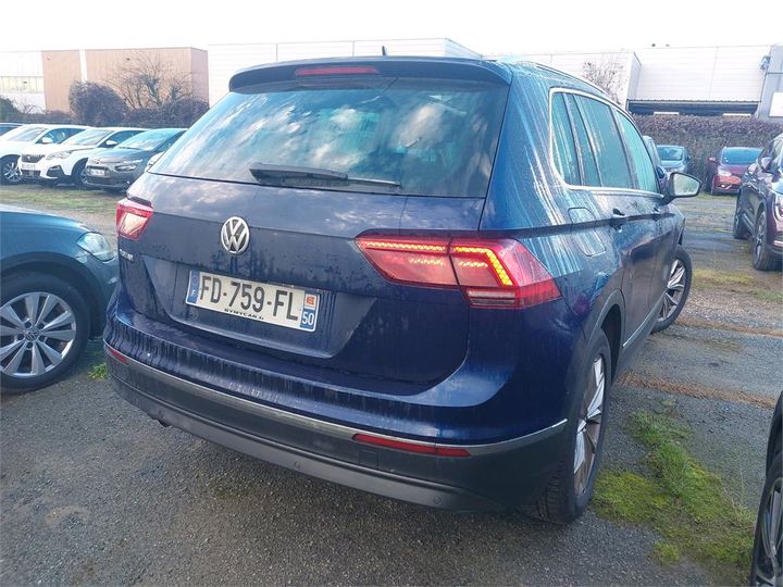 Photo 4 VIN: WVGZZZ5NZKW848892 - VOLKSWAGEN TIGUAN 