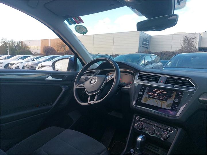 Photo 5 VIN: WVGZZZ5NZKW848892 - VOLKSWAGEN TIGUAN 