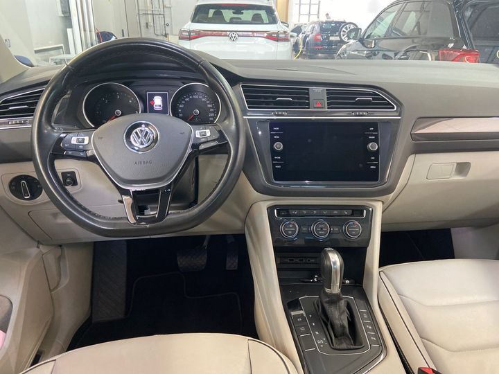 Photo 7 VIN: WVGZZZ5NZKW854924 - VOLKSWAGEN TIGUAN 2.0 TDI SCR 