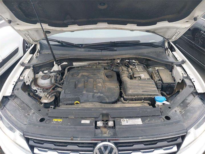 Photo 28 VIN: WVGZZZ5NZKW856792 - VOLKSWAGEN TIGUAN 