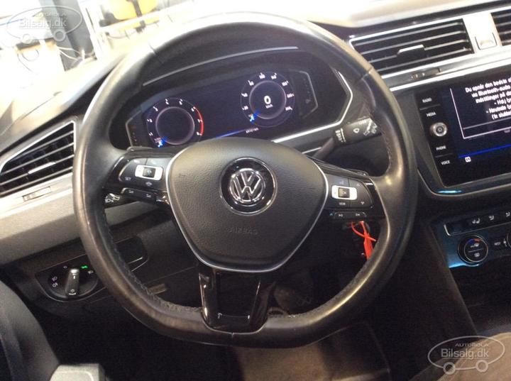 Photo 6 VIN: WVGZZZ5NZKW862929 - VOLKSWAGEN TIGUAN SUV 