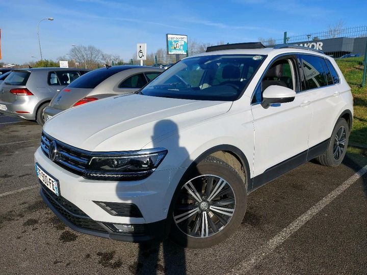 Photo 1 VIN: WVGZZZ5NZKW864064 - VOLKSWAGEN TIGUAN 