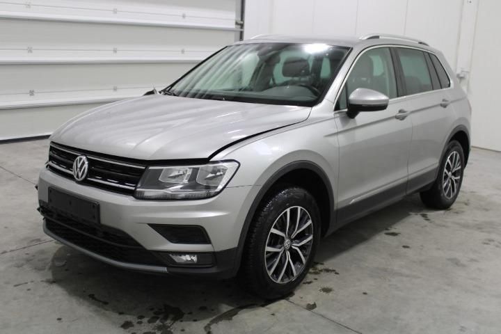 Photo 1 VIN: WVGZZZ5NZKW864264 - VOLKSWAGEN TIGUAN ESTATE 