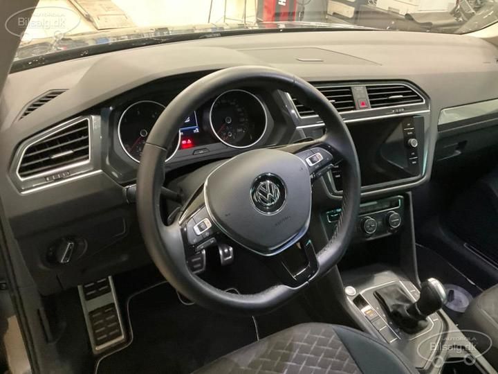 Photo 19 VIN: WVGZZZ5NZKW872001 - VOLKSWAGEN TIGUAN ESTATE 