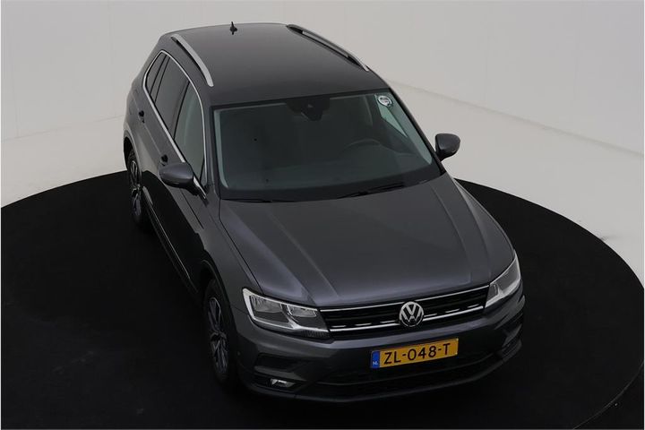 Photo 2 VIN: WVGZZZ5NZKW872470 - VOLKSWAGEN TIGUAN 