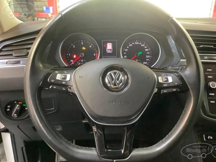 Photo 19 VIN: WVGZZZ5NZKW874996 - VOLKSWAGEN TIGUAN SUV 