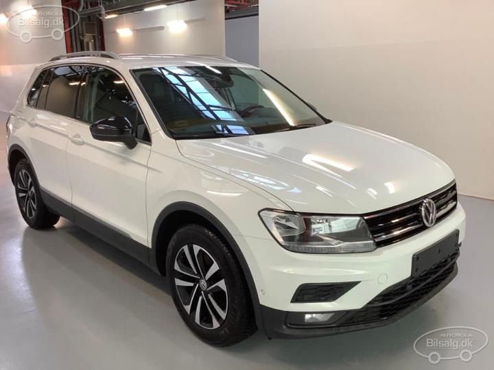 Photo 2 VIN: WVGZZZ5NZKW874996 - VOLKSWAGEN TIGUAN SUV 