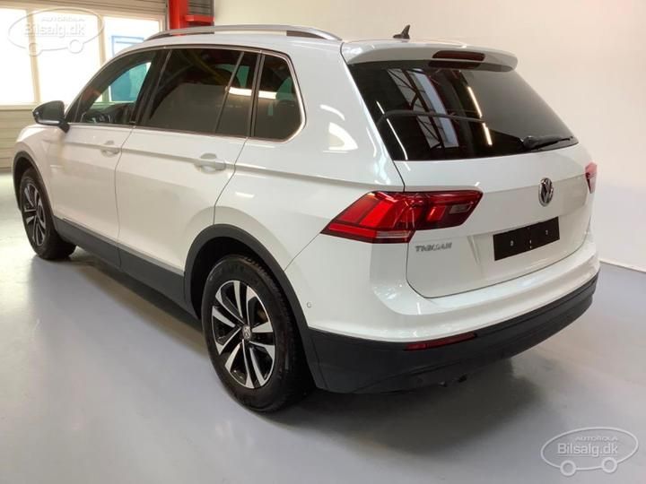 Photo 25 VIN: WVGZZZ5NZKW874996 - VOLKSWAGEN TIGUAN SUV 