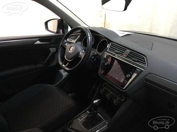 Photo 3 VIN: WVGZZZ5NZKW875455 - VOLKSWAGEN TIGUAN SUV 