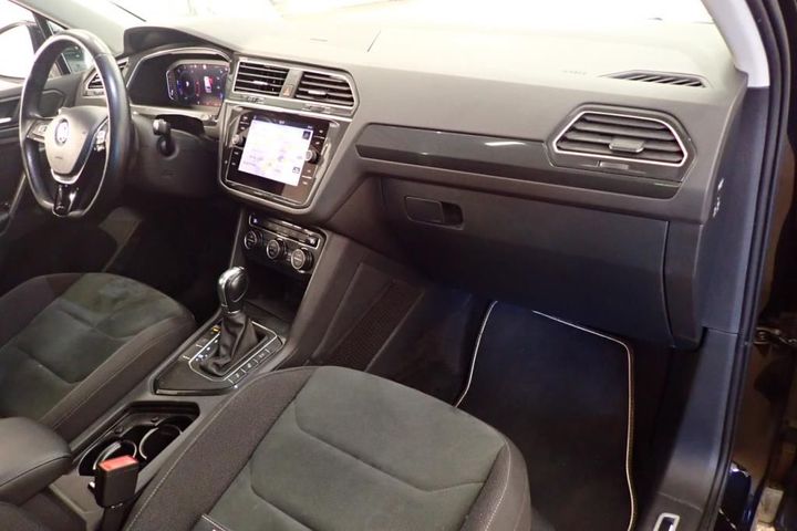 Photo 5 VIN: WVGZZZ5NZKW876023 - VOLKSWAGEN TIGUAN 