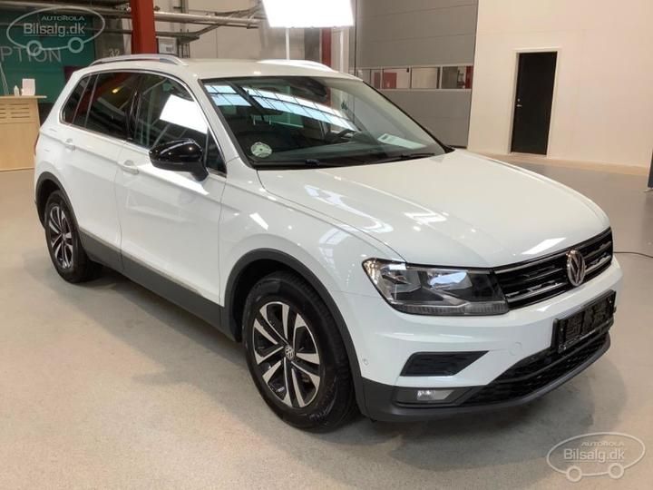 Photo 2 VIN: WVGZZZ5NZKW879108 - VOLKSWAGEN TIGUAN SUV 