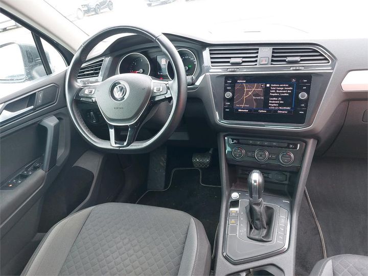 Photo 5 VIN: WVGZZZ5NZKW880261 - VOLKSWAGEN TIGUAN 