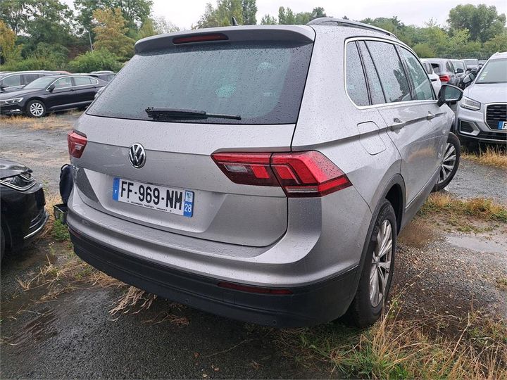 Photo 3 VIN: WVGZZZ5NZKW880785 - VW TIGUAN 