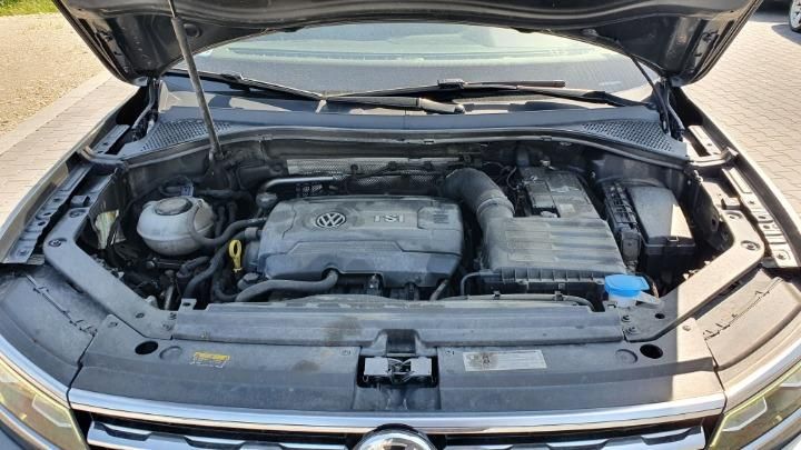 Photo 9 VIN: WVGZZZ5NZKW881659 - VOLKSWAGEN TIGUAN ESTATE 