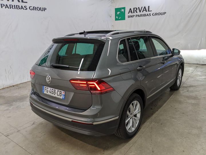 Photo 3 VIN: WVGZZZ5NZKW883377 - VOLKSWAGEN TIGUAN 