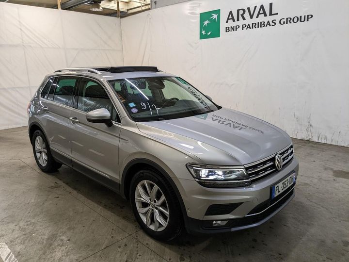 Photo 4 VIN: WVGZZZ5NZKW884069 - VOLKSWAGEN TIGUAN 