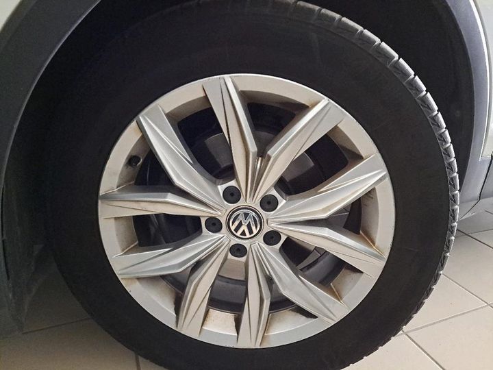 Photo 11 VIN: WVGZZZ5NZKW884375 - VOLKSWAGEN TIGUAN 