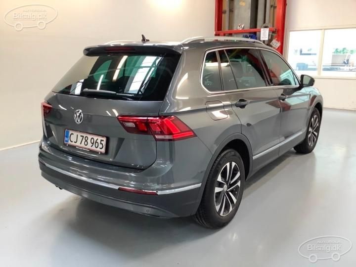 Photo 4 VIN: WVGZZZ5NZKW889201 - VOLKSWAGEN TIGUAN SUV 