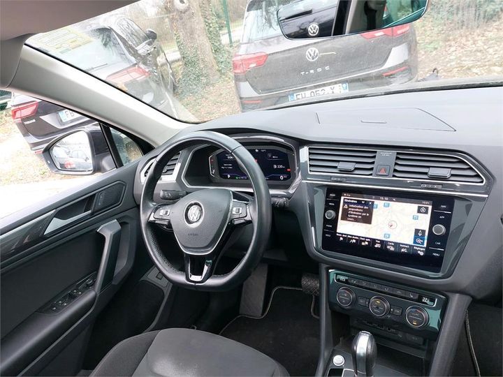 Photo 4 VIN: WVGZZZ5NZKW897442 - VOLKSWAGEN TIGUAN 