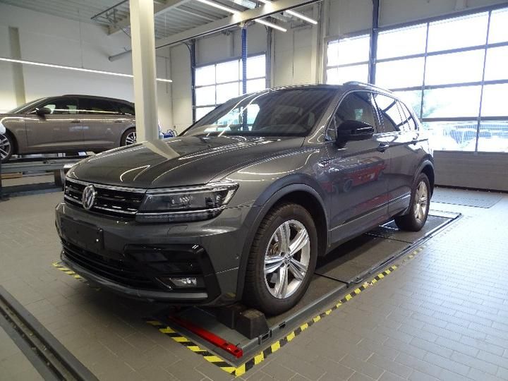 Photo 1 VIN: WVGZZZ5NZKW897676 - VOLKSWAGEN TIGUAN SUV 