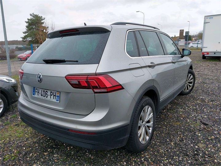 Photo 3 VIN: WVGZZZ5NZKW897758 - VOLKSWAGEN TIGUAN 