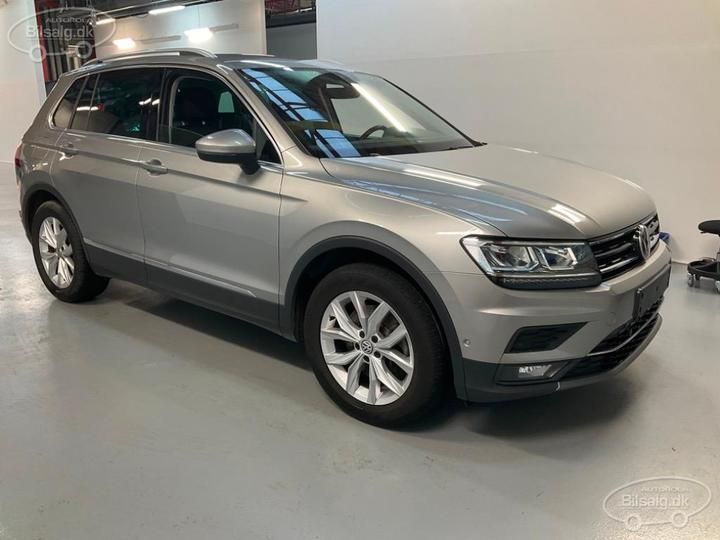 Photo 2 VIN: WVGZZZ5NZKW906989 - VOLKSWAGEN TIGUAN ESTATE 