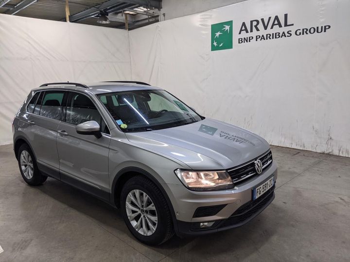 Photo 4 VIN: WVGZZZ5NZKW910821 - VOLKSWAGEN TIGUAN 