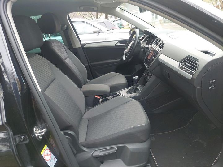 Photo 6 VIN: WVGZZZ5NZKW912916 - VOLKSWAGEN TIGUAN 