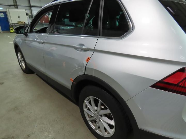 Photo 37 VIN: WVGZZZ5NZKW973102 - VOLKSWAGEN TIGUAN 