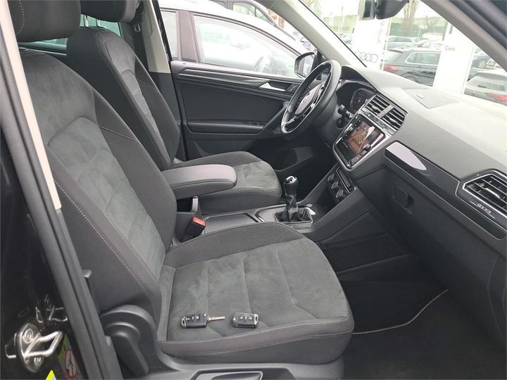 Photo 12 VIN: WVGZZZ5NZKW975111 - VOLKSWAGEN TIGUAN 