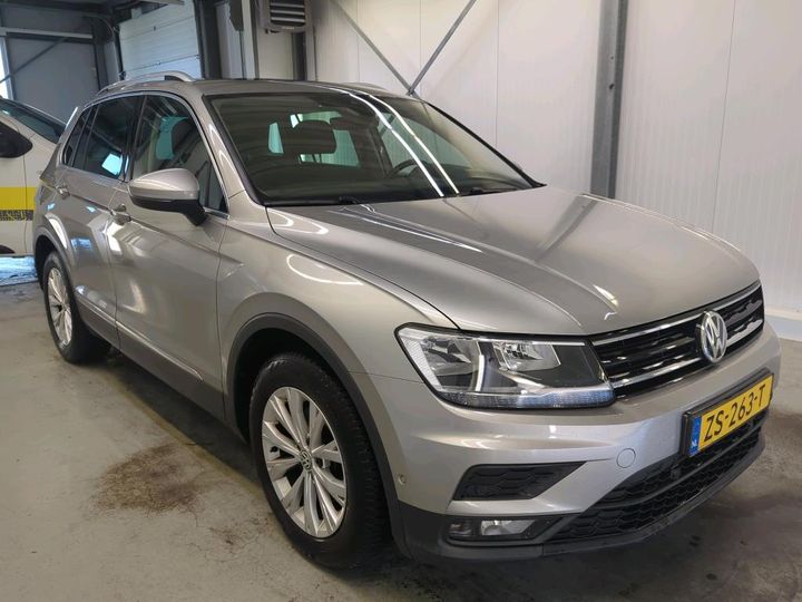 Photo 1 VIN: WVGZZZ5NZKW975621 - VW TIGUAN 