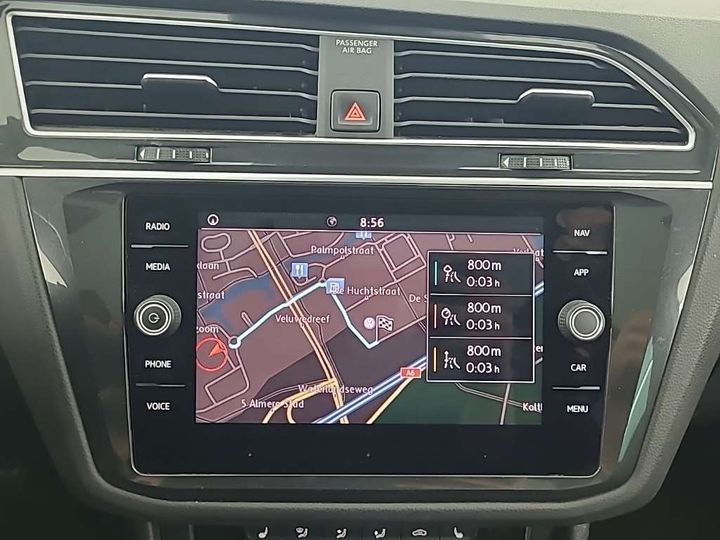 Photo 10 VIN: WVGZZZ5NZKW979633 - VW TIGUAN 