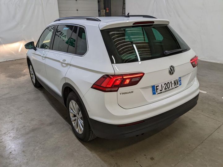 Photo 2 VIN: WVGZZZ5NZKW980842 - VOLKSWAGEN TIGUAN 