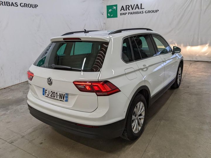 Photo 3 VIN: WVGZZZ5NZKW980842 - VOLKSWAGEN TIGUAN 