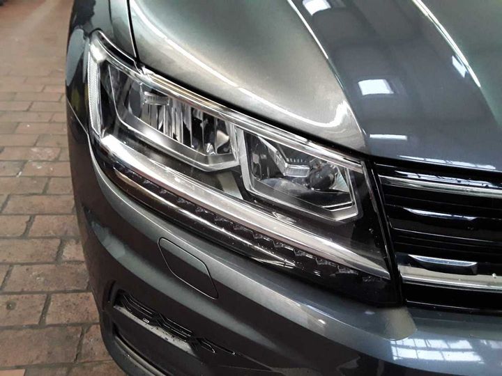 Photo 14 VIN: WVGZZZ5NZLW300525 - VOLKSWAGEN TIGUAN 2.0 TDI SCR 