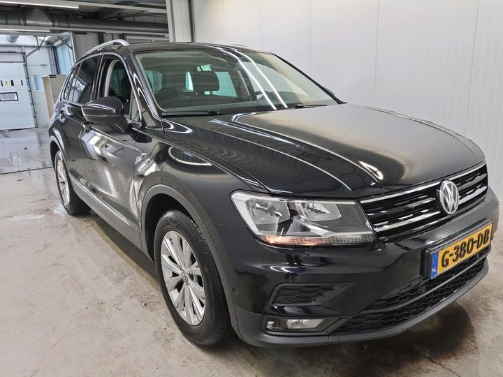 Photo 1 VIN: WVGZZZ5NZLW302946 - VW TIGUAN 