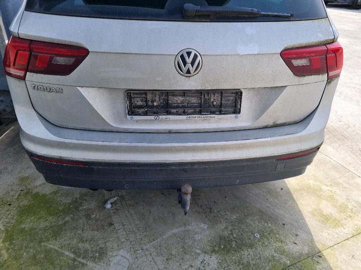 Photo 27 VIN: WVGZZZ5NZLW305587 - VW TIGUAN 