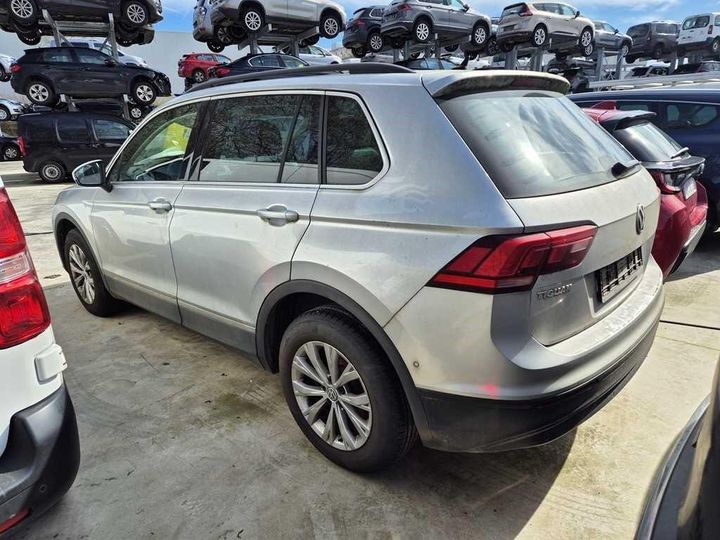 Photo 9 VIN: WVGZZZ5NZLW305587 - VW TIGUAN 