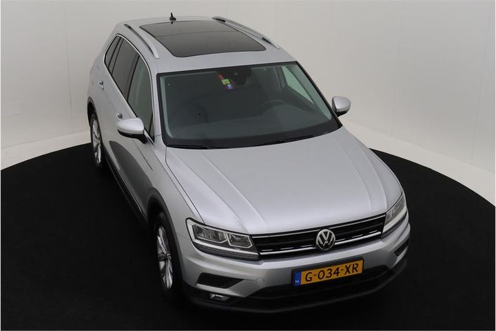 Photo 2 VIN: WVGZZZ5NZLW308921 - VOLKSWAGEN TIGUAN 