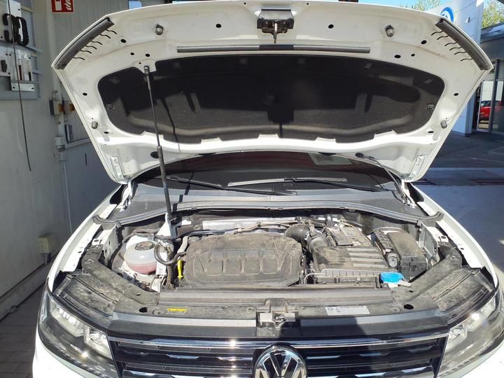 Photo 32 VIN: WVGZZZ5NZLW312100 - VOLKSWAGEN TIGUAN SUV 