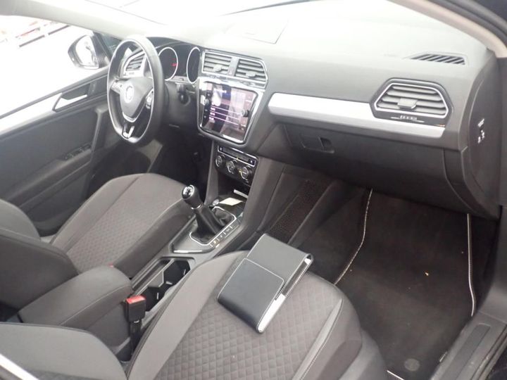 Photo 6 VIN: WVGZZZ5NZLW320067 - VOLKSWAGEN TIGUAN 