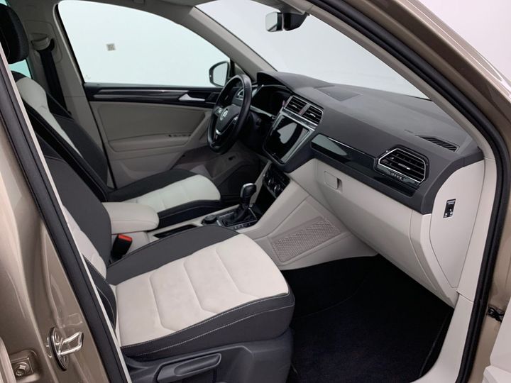 Photo 6 VIN: WVGZZZ5NZLW324542 - VOLKSWAGEN TIGUAN 2.0 TDI SCR 