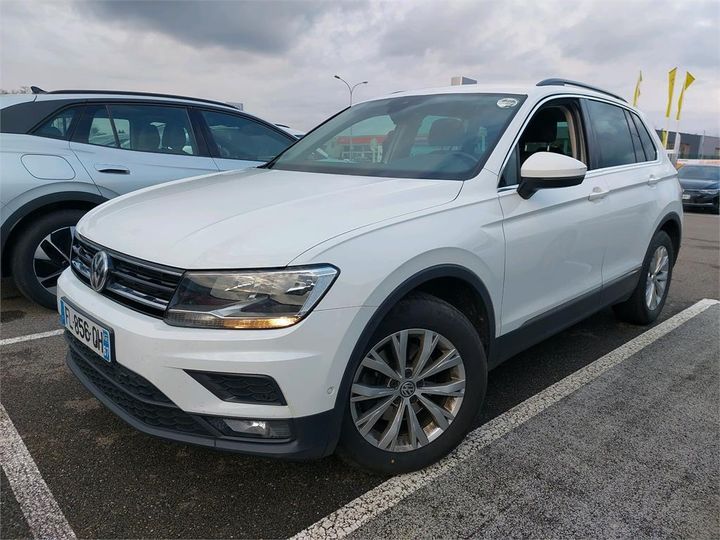 Photo 1 VIN: WVGZZZ5NZLW329425 - VOLKSWAGEN TIGUAN 