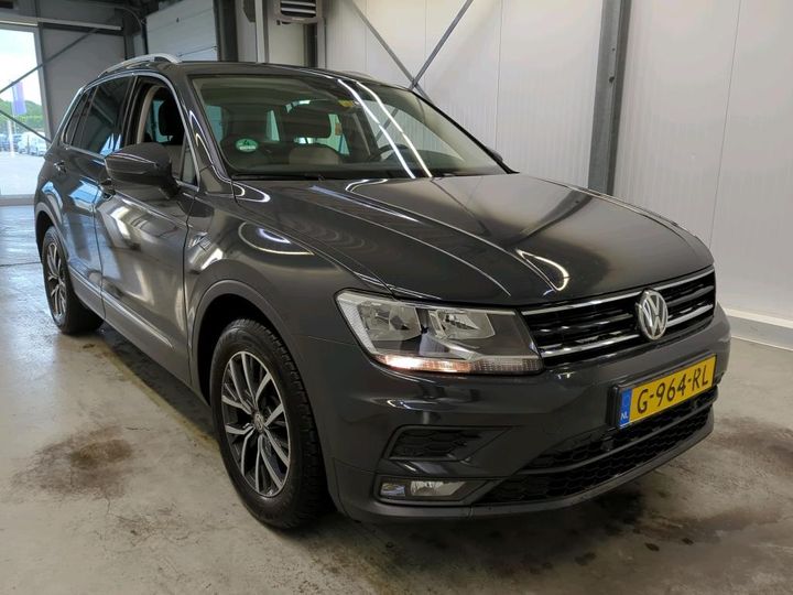 Photo 1 VIN: WVGZZZ5NZLW330898 - VW TIGUAN 