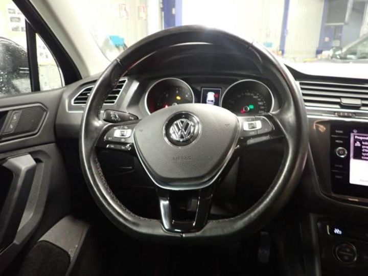 Photo 10 VIN: WVGZZZ5NZLW340521 - VOLKSWAGEN TIGUAN 