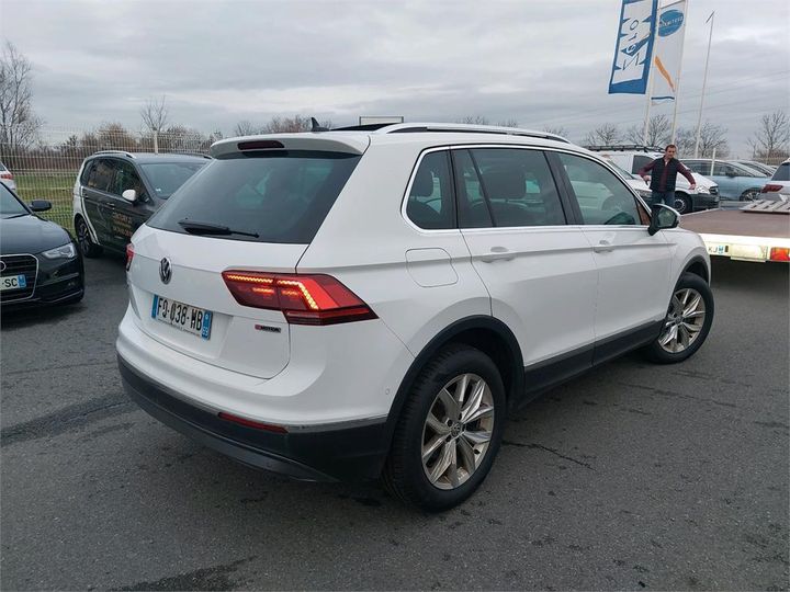 Photo 3 VIN: WVGZZZ5NZLW343539 - VOLKSWAGEN TIGUAN 