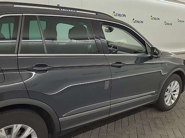 Photo 20 VIN: WVGZZZ5NZLW350668 - VW TIGUAN 