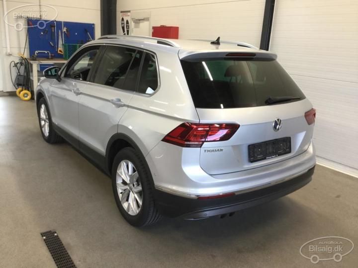 Photo 20 VIN: WVGZZZ5NZLW363808 - VOLKSWAGEN TIGUAN SUV 