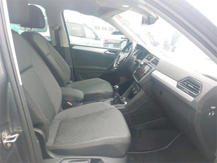 Photo 28 VIN: WVGZZZ5NZLW366142 - VOLKSWAGEN TIGUAN 