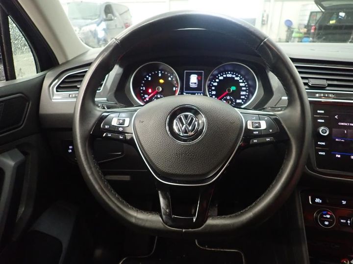 Photo 9 VIN: WVGZZZ5NZLW381167 - VOLKSWAGEN TIGUAN 